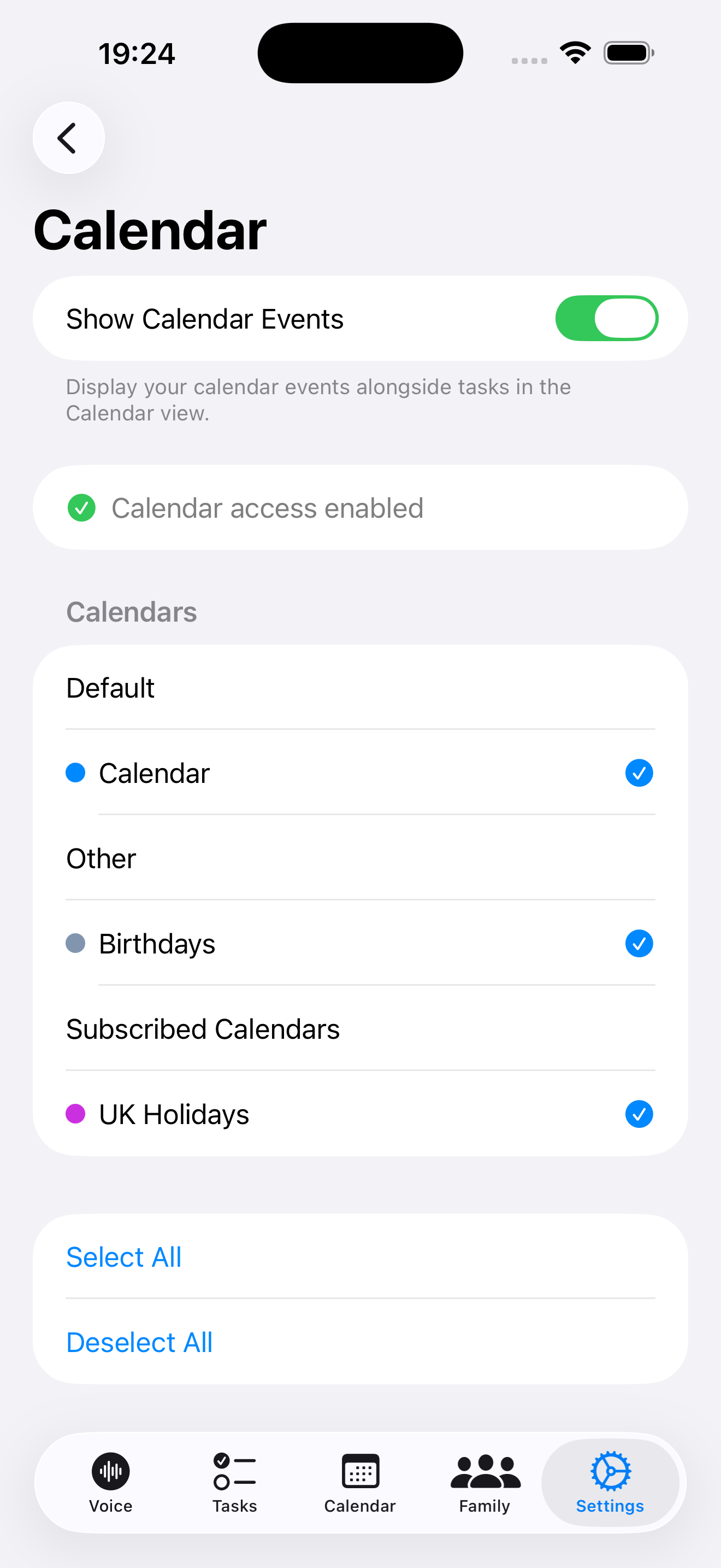 VoiceTasks Calendar settings showing calendar selection with toggles